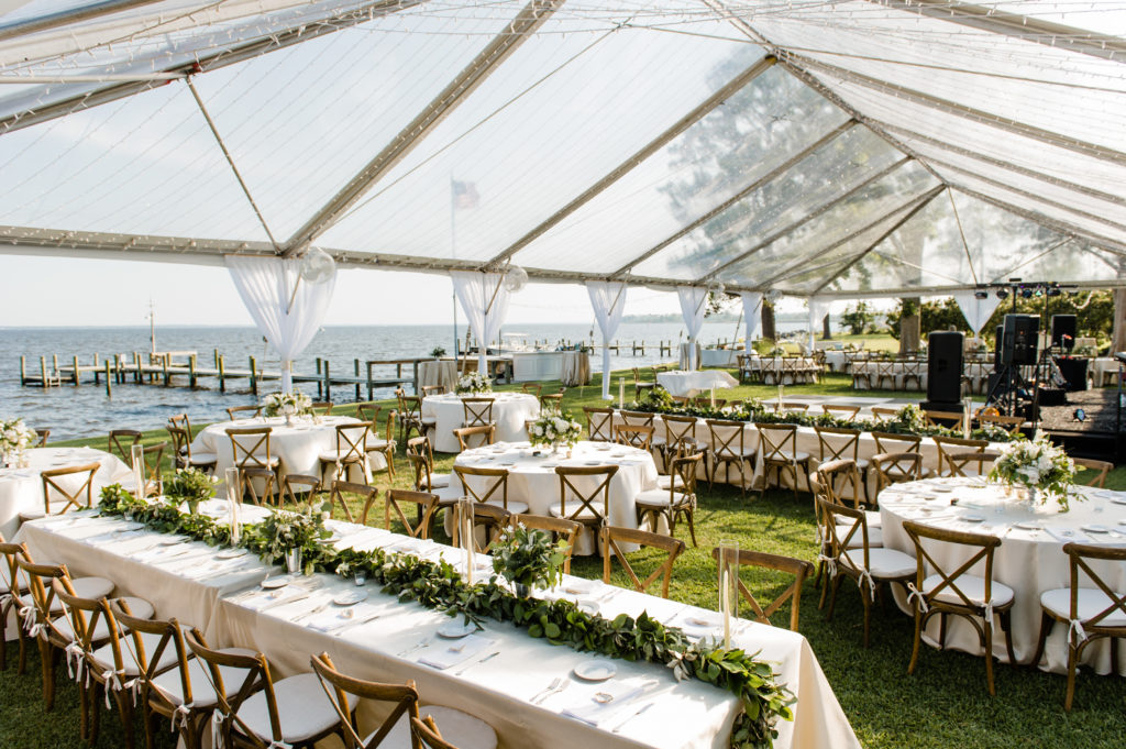 Clear Top Farm Chairs Table Dock
